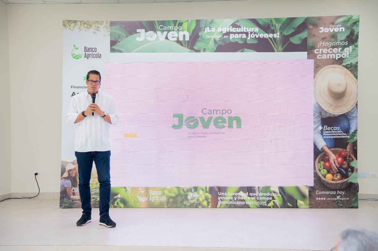 Campo Joven lleva casi RD$3 millones a tasa cero a jóvenes productores de Hato Mayor