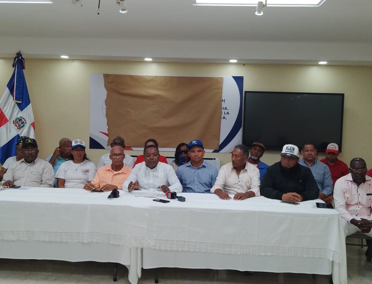 Los  dirigentes comunitarios dicen que el crecimiento económico es excluyente.