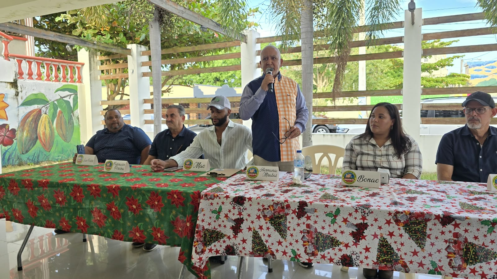 Julián Abud, presidente de la entidad dice que extranjeros se están adueñando del mercado local.