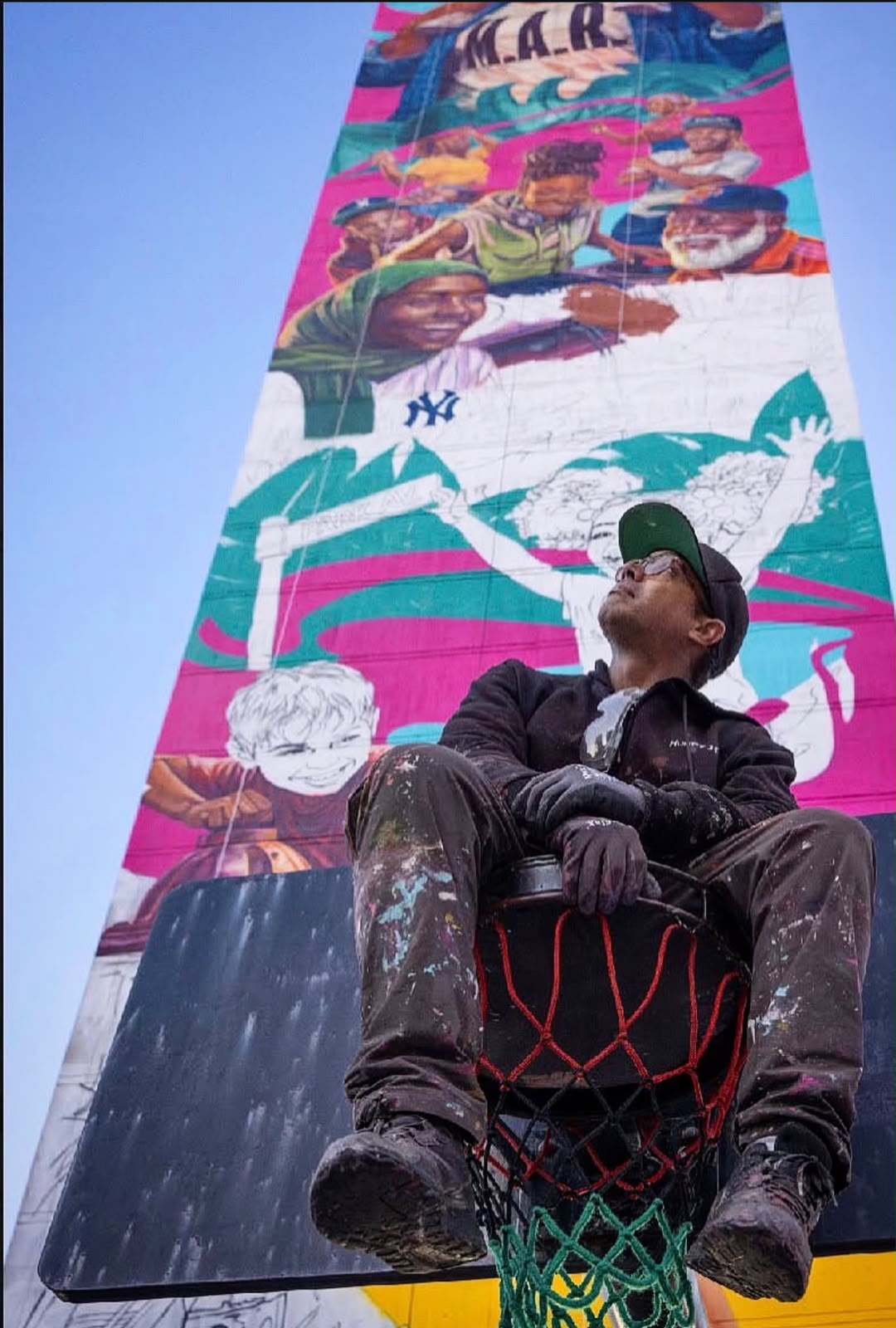 El arte dominicano toca el cielo neoyorquino: Angurria crea en El Bronx el mural más alto de EE. UU.