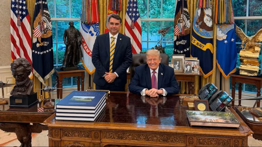 El Gobierno de Trump dijo que acogerá a Bolsonaro y a su familia.